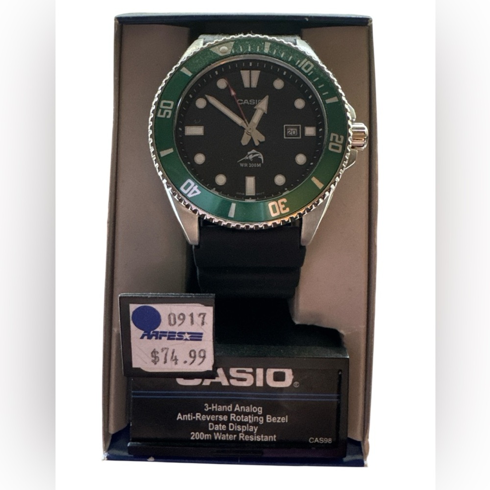 Casio Green and Black Diver Watch WATER RESISTANT